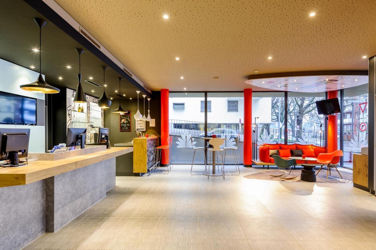 Hotel Ibis Брегенц Екстериор снимка