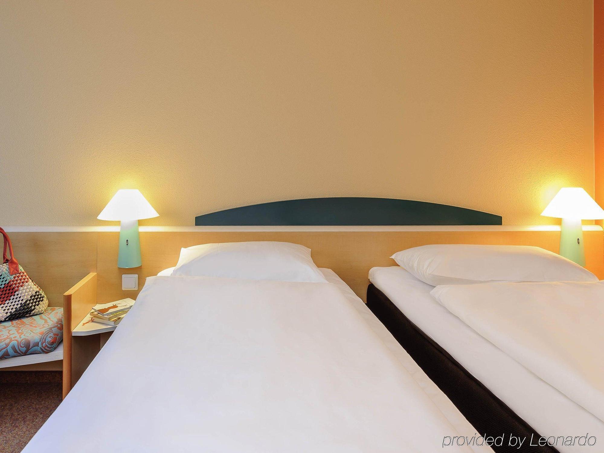 Hotel Ibis Брегенц Екстериор снимка