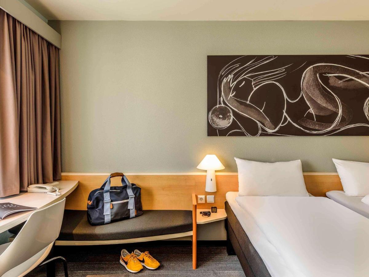 Hotel Ibis Брегенц Екстериор снимка