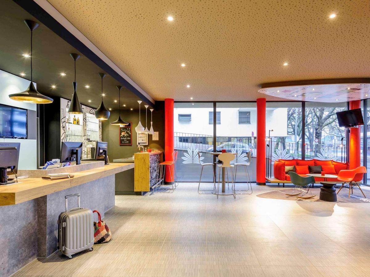 Hotel Ibis Брегенц Екстериор снимка